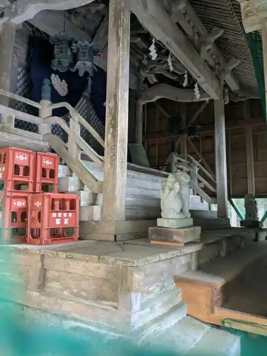 五皇神社の{uncategorized: "未分類", other: "その他", undefined: "問題あり", building: "その他建物", grave: "お墓", sacred_gate: "鳥居", guardian: "狛犬", statue: "像", buddha: "仏像", history: "歴史", nature: "自然", garden: "庭園", animal: "動物", pagoda: "塔", temizu: "手水舎", mountain_gate: "山門・神門", sanctuary: "本殿・本堂", subordinate: "末社・摂社", art: "芸術", scenery: "景色", jizo: "地蔵", ema: "絵馬", goshuin: "御朱印", omikuji: "おみくじ", items: "授与品その他", amulet: "お守り", goshuincho: "御朱印帳", eats: "食事", festival: "お祭り", votive_dance: "神楽", shichigosan: "七五三参", wedding: "結婚式", experience: "体験その他", initially: "初詣", around: "周辺", anti_infection: "感染症対策"}