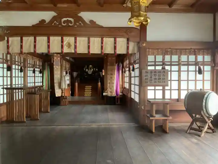 諏訪神社の本殿・本堂