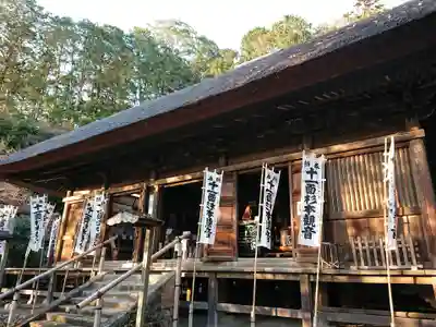 杉本寺の本殿・本堂