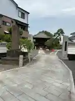 本應寺の{uncategorized: "未分類", other: "その他", undefined: "問題あり", building: "その他建物", grave: "お墓", sacred_gate: "鳥居", guardian: "狛犬", statue: "像", buddha: "仏像", history: "歴史", nature: "自然", garden: "庭園", animal: "動物", pagoda: "塔", temizu: "手水舎", mountain_gate: "山門・神門", sanctuary: "本殿・本堂", subordinate: "末社・摂社", art: "芸術", scenery: "景色", jizo: "地蔵", ema: "絵馬", goshuin: "御朱印", omikuji: "おみくじ", items: "授与品その他", amulet: "お守り", goshuincho: "御朱印帳", eats: "食事", festival: "お祭り", votive_dance: "神楽", shichigosan: "七五三参", wedding: "結婚式", experience: "体験その他", initially: "初詣", around: "周辺", anti_infection: "感染症対策"}