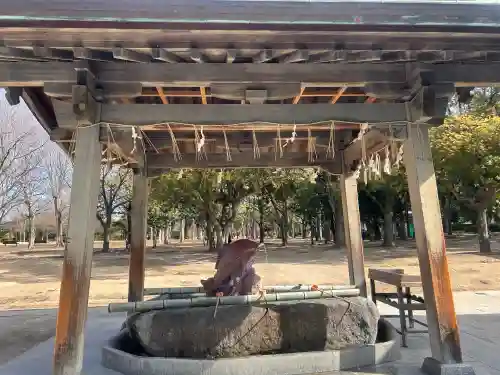 十日恵比須神社の{uncategorized: "未分類", other: "その他", undefined: "問題あり", building: "その他建物", grave: "お墓", sacred_gate: "鳥居", guardian: "狛犬", statue: "像", buddha: "仏像", history: "歴史", nature: "自然", garden: "庭園", animal: "動物", pagoda: "塔", temizu: "手水舎", mountain_gate: "山門・神門", sanctuary: "本殿・本堂", subordinate: "末社・摂社", art: "芸術", scenery: "景色", jizo: "地蔵", ema: "絵馬", goshuin: "御朱印", omikuji: "おみくじ", items: "授与品その他", amulet: "お守り", goshuincho: "御朱印帳", eats: "食事", festival: "お祭り", votive_dance: "神楽", shichigosan: "七五三参", wedding: "結婚式", experience: "体験その他", initially: "初詣", around: "周辺", anti_infection: "感染症対策"}