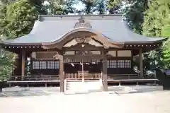 諏訪神社の本殿