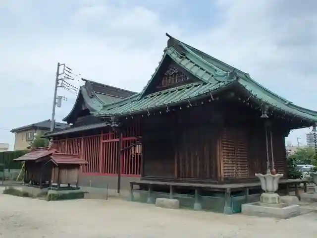 七座下稲荷神社の本殿