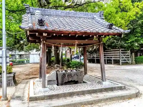 野田八幡宮の手水舎