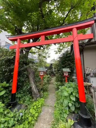 伏見稲荷大社講務本庁芹澤扱所(神奈川県)