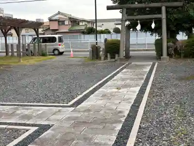 神明宮(天明町)の{uncategorized: "未分類", other: "その他", undefined: "問題あり", building: "その他建物", grave: "お墓", sacred_gate: "鳥居", guardian: "狛犬", statue: "像", buddha: "仏像", history: "歴史", nature: "自然", garden: "庭園", animal: "動物", pagoda: "塔", temizu: "手水舎", mountain_gate: "山門・神門", sanctuary: "本殿・本堂", subordinate: "末社・摂社", art: "芸術", scenery: "景色", jizo: "地蔵", ema: "絵馬", goshuin: "御朱印", omikuji: "おみくじ", items: "授与品その他", amulet: "お守り", goshuincho: "御朱印帳", eats: "食事", festival: "お祭り", votive_dance: "神楽", shichigosan: "七五三参", wedding: "結婚式", experience: "体験その他", initially: "初詣", around: "周辺", anti_infection: "感染症対策"}