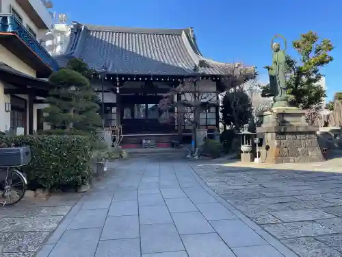 瑞泰寺の{uncategorized: "未分類", other: "その他", undefined: "問題あり", building: "その他建物", grave: "お墓", sacred_gate: "鳥居", guardian: "狛犬", statue: "像", buddha: "仏像", history: "歴史", nature: "自然", garden: "庭園", animal: "動物", pagoda: "塔", temizu: "手水舎", mountain_gate: "山門・神門", sanctuary: "本殿・本堂", subordinate: "末社・摂社", art: "芸術", scenery: "景色", jizo: "地蔵", ema: "絵馬", goshuin: "御朱印", omikuji: "おみくじ", items: "授与品その他", amulet: "お守り", goshuincho: "御朱印帳", eats: "食事", festival: "お祭り", votive_dance: "神楽", shichigosan: "七五三参", wedding: "結婚式", experience: "体験その他", initially: "初詣", around: "周辺", anti_infection: "感染症対策"}