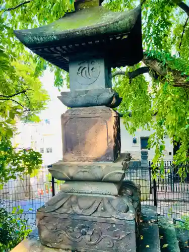 弘明寺の{uncategorized: "未分類", other: "その他", undefined: "問題あり", building: "その他建物", grave: "お墓", sacred_gate: "鳥居", guardian: "狛犬", statue: "像", buddha: "仏像", history: "歴史", nature: "自然", garden: "庭園", animal: "動物", pagoda: "塔", temizu: "手水舎", mountain_gate: "山門・神門", sanctuary: "本殿・本堂", subordinate: "末社・摂社", art: "芸術", scenery: "景色", jizo: "地蔵", ema: "絵馬", goshuin: "御朱印", omikuji: "おみくじ", items: "授与品その他", amulet: "お守り", goshuincho: "御朱印帳", eats: "食事", festival: "お祭り", votive_dance: "神楽", shichigosan: "七五三参", wedding: "結婚式", experience: "体験その他", initially: "初詣", around: "周辺", anti_infection: "感染症対策"}