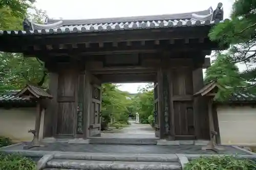 祇園寺の山門・神門