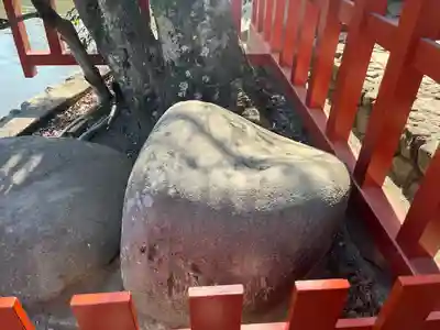 旗上弁財天社の末社・摂社