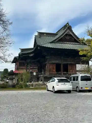 秩父札所十三番 慈眼寺の{uncategorized: "未分類", other: "その他", undefined: "問題あり", building: "その他建物", grave: "お墓", sacred_gate: "鳥居", guardian: "狛犬", statue: "像", buddha: "仏像", history: "歴史", nature: "自然", garden: "庭園", animal: "動物", pagoda: "塔", temizu: "手水舎", mountain_gate: "山門・神門", sanctuary: "本殿・本堂", subordinate: "末社・摂社", art: "芸術", scenery: "景色", jizo: "地蔵", ema: "絵馬", goshuin: "御朱印", omikuji: "おみくじ", items: "授与品その他", amulet: "お守り", goshuincho: "御朱印帳", eats: "食事", festival: "お祭り", votive_dance: "神楽", shichigosan: "七五三参", wedding: "結婚式", experience: "体験その他", initially: "初詣", around: "周辺", anti_infection: "感染症対策"}