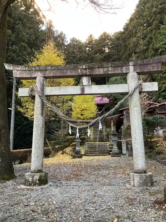 高龗神社(針貝)の鳥居