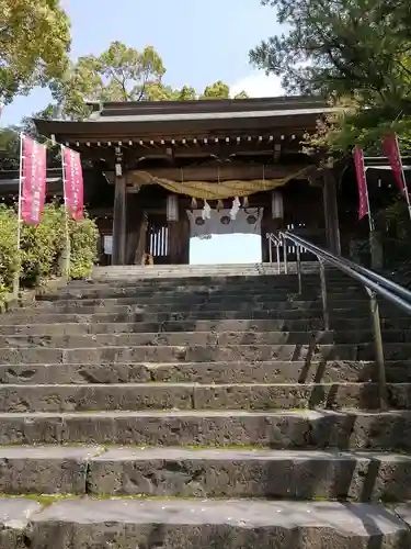 菊池神社の山門・神門
