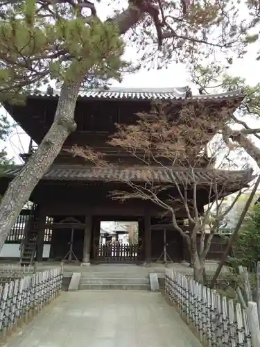 泉岳寺の山門・神門