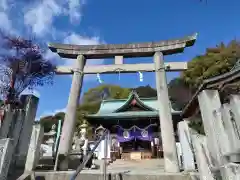 草津八幡宮の鳥居