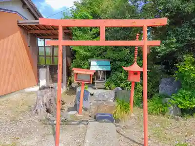 稲荷社(井堀)の末社・摂社