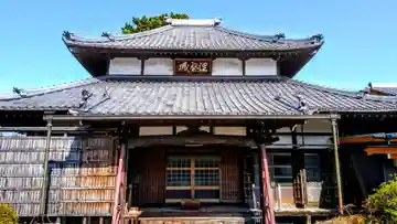 摂取院の本殿・本堂