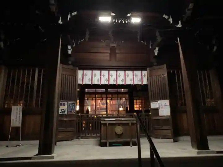 溝旗神社(肇國神社)の本殿・本堂