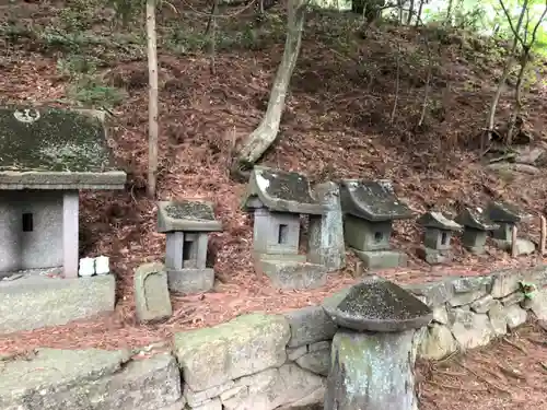 足長神社の末社