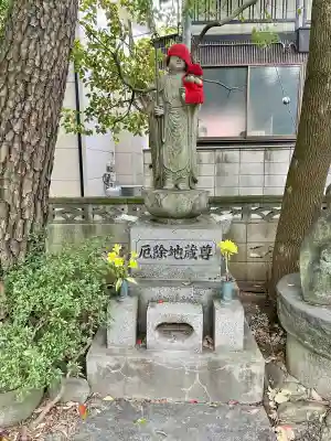 永泉寺の{uncategorized: "未分類", other: "その他", undefined: "問題あり", building: "その他建物", grave: "お墓", sacred_gate: "鳥居", guardian: "狛犬", statue: "像", buddha: "仏像", history: "歴史", nature: "自然", garden: "庭園", animal: "動物", pagoda: "塔", temizu: "手水舎", mountain_gate: "山門・神門", sanctuary: "本殿・本堂", subordinate: "末社・摂社", art: "芸術", scenery: "景色", jizo: "地蔵", ema: "絵馬", goshuin: "御朱印", omikuji: "おみくじ", items: "授与品その他", amulet: "お守り", goshuincho: "御朱印帳", eats: "食事", festival: "お祭り", votive_dance: "神楽", shichigosan: "七五三参", wedding: "結婚式", experience: "体験その他", initially: "初詣", around: "周辺", anti_infection: "感染症対策"}