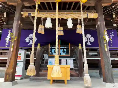 白國神社の本殿・本堂