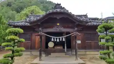 八幡神社の本殿・本堂