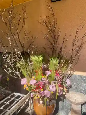 蟠龍寺の{uncategorized: "未分類", other: "その他", undefined: "問題あり", building: "その他建物", grave: "お墓", sacred_gate: "鳥居", guardian: "狛犬", statue: "像", buddha: "仏像", history: "歴史", nature: "自然", garden: "庭園", animal: "動物", pagoda: "塔", temizu: "手水舎", mountain_gate: "山門・神門", sanctuary: "本殿・本堂", subordinate: "末社・摂社", art: "芸術", scenery: "景色", jizo: "地蔵", ema: "絵馬", goshuin: "御朱印", omikuji: "おみくじ", items: "授与品その他", amulet: "お守り", goshuincho: "御朱印帳", eats: "食事", festival: "お祭り", votive_dance: "神楽", shichigosan: "七五三参", wedding: "結婚式", experience: "体験その他", initially: "初詣", around: "周辺", anti_infection: "感染症対策"}