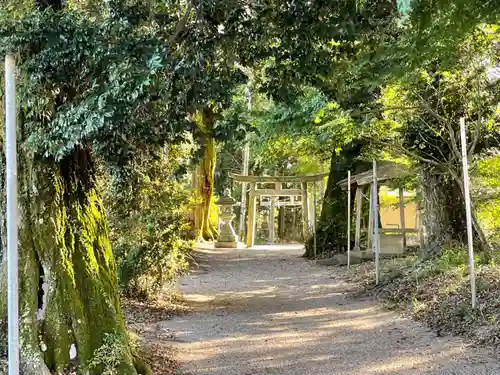 椋本神社の鳥居