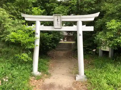 志貴御縣坐神社の鳥居