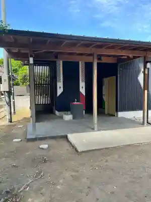 赤城神社の{uncategorized: "未分類", other: "その他", undefined: "問題あり", building: "その他建物", grave: "お墓", sacred_gate: "鳥居", guardian: "狛犬", statue: "像", buddha: "仏像", history: "歴史", nature: "自然", garden: "庭園", animal: "動物", pagoda: "塔", temizu: "手水舎", mountain_gate: "山門・神門", sanctuary: "本殿・本堂", subordinate: "末社・摂社", art: "芸術", scenery: "景色", jizo: "地蔵", ema: "絵馬", goshuin: "御朱印", omikuji: "おみくじ", items: "授与品その他", amulet: "お守り", goshuincho: "御朱印帳", eats: "食事", festival: "お祭り", votive_dance: "神楽", shichigosan: "七五三参", wedding: "結婚式", experience: "体験その他", initially: "初詣", around: "周辺", anti_infection: "感染症対策"}