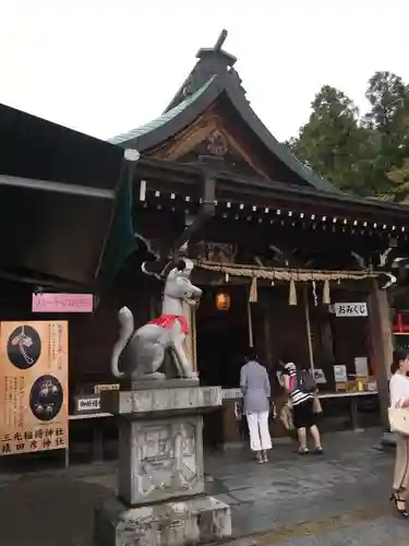 三光稲荷神社の本殿