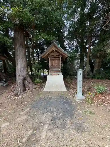 長浜神社の{uncategorized: "未分類", other: "その他", undefined: "問題あり", building: "その他建物", grave: "お墓", sacred_gate: "鳥居", guardian: "狛犬", statue: "像", buddha: "仏像", history: "歴史", nature: "自然", garden: "庭園", animal: "動物", pagoda: "塔", temizu: "手水舎", mountain_gate: "山門・神門", sanctuary: "本殿・本堂", subordinate: "末社・摂社", art: "芸術", scenery: "景色", jizo: "地蔵", ema: "絵馬", goshuin: "御朱印", omikuji: "おみくじ", items: "授与品その他", amulet: "お守り", goshuincho: "御朱印帳", eats: "食事", festival: "お祭り", votive_dance: "神楽", shichigosan: "七五三参", wedding: "結婚式", experience: "体験その他", initially: "初詣", around: "周辺", anti_infection: "感染症対策"}