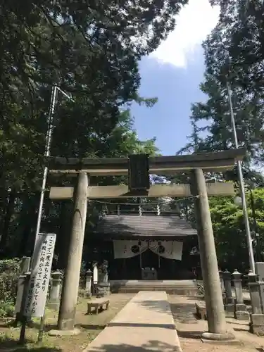 白根神社の鳥居