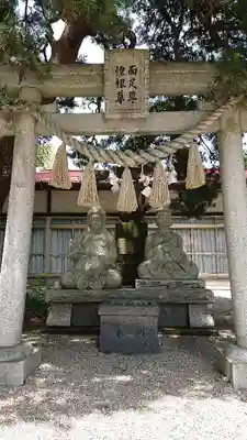 黒磯神社の像