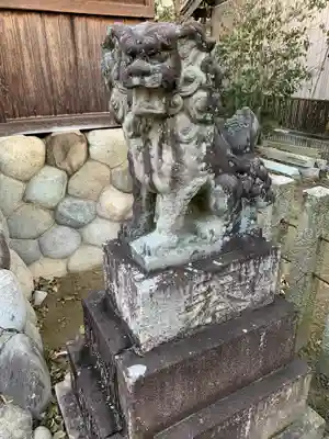 天神社(天池西町)の狛犬