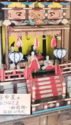 五所駒瀧神社の{uncategorized: "未分類", other: "その他", undefined: "問題あり", building: "その他建物", grave: "お墓", sacred_gate: "鳥居", guardian: "狛犬", statue: "像", buddha: "仏像", history: "歴史", nature: "自然", garden: "庭園", animal: "動物", pagoda: "塔", temizu: "手水舎", mountain_gate: "山門・神門", sanctuary: "本殿・本堂", subordinate: "末社・摂社", art: "芸術", scenery: "景色", jizo: "地蔵", ema: "絵馬", goshuin: "御朱印", omikuji: "おみくじ", items: "授与品その他", amulet: "お守り", goshuincho: "御朱印帳", eats: "食事", festival: "お祭り", votive_dance: "神楽", shichigosan: "七五三参", wedding: "結婚式", experience: "体験その他", initially: "初詣", around: "周辺", anti_infection: "感染症対策"}