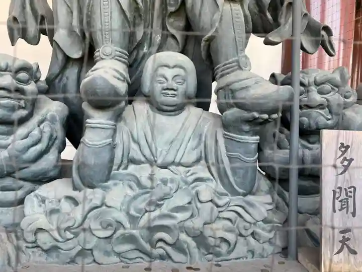 川崎大師(平間寺)の像