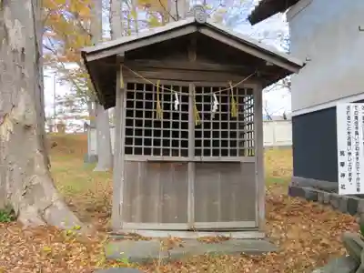筑摩神社の末社・摂社