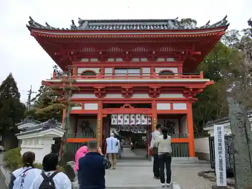 金泉寺の山門