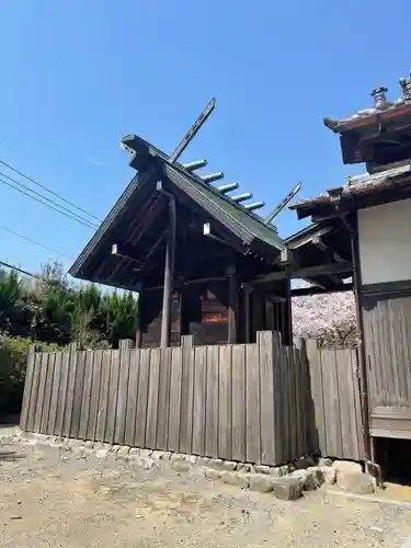 摩利支神社の本殿