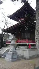 東南院の塔