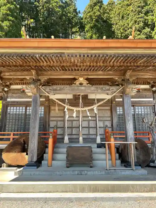 鵜住神社の本殿