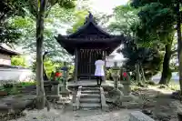 藤野稲荷神社の{uncategorized: "未分類", other: "その他", undefined: "問題あり", building: "その他建物", grave: "お墓", sacred_gate: "鳥居", guardian: "狛犬", statue: "像", buddha: "仏像", history: "歴史", nature: "自然", garden: "庭園", animal: "動物", pagoda: "塔", temizu: "手水舎", mountain_gate: "山門・神門", sanctuary: "本殿・本堂", subordinate: "末社・摂社", art: "芸術", scenery: "景色", jizo: "地蔵", ema: "絵馬", goshuin: "御朱印", omikuji: "おみくじ", items: "授与品その他", amulet: "お守り", goshuincho: "御朱印帳", eats: "食事", festival: "お祭り", votive_dance: "神楽", shichigosan: "七五三参", wedding: "結婚式", experience: "体験その他", initially: "初詣", around: "周辺", anti_infection: "感染症対策"}