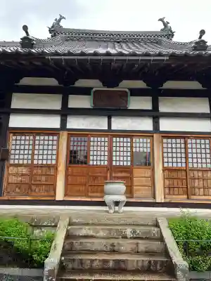 福寿院の{uncategorized: "未分類", other: "その他", undefined: "問題あり", building: "その他建物", grave: "お墓", sacred_gate: "鳥居", guardian: "狛犬", statue: "像", buddha: "仏像", history: "歴史", nature: "自然", garden: "庭園", animal: "動物", pagoda: "塔", temizu: "手水舎", mountain_gate: "山門・神門", sanctuary: "本殿・本堂", subordinate: "末社・摂社", art: "芸術", scenery: "景色", jizo: "地蔵", ema: "絵馬", goshuin: "御朱印", omikuji: "おみくじ", items: "授与品その他", amulet: "お守り", goshuincho: "御朱印帳", eats: "食事", festival: "お祭り", votive_dance: "神楽", shichigosan: "七五三参", wedding: "結婚式", experience: "体験その他", initially: "初詣", around: "周辺", anti_infection: "感染症対策"}