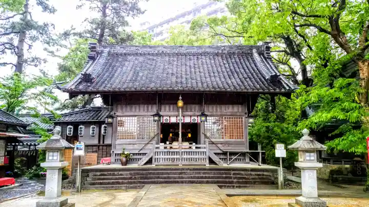 菅生神社の本殿・本堂