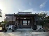 隨願寺の{uncategorized: "未分類", other: "その他", undefined: "問題あり", building: "その他建物", grave: "お墓", sacred_gate: "鳥居", guardian: "狛犬", statue: "像", buddha: "仏像", history: "歴史", nature: "自然", garden: "庭園", animal: "動物", pagoda: "塔", temizu: "手水舎", mountain_gate: "山門・神門", sanctuary: "本殿・本堂", subordinate: "末社・摂社", art: "芸術", scenery: "景色", jizo: "地蔵", ema: "絵馬", goshuin: "御朱印", omikuji: "おみくじ", items: "授与品その他", amulet: "お守り", goshuincho: "御朱印帳", eats: "食事", festival: "お祭り", votive_dance: "神楽", shichigosan: "七五三参", wedding: "結婚式", experience: "体験その他", initially: "初詣", around: "周辺", anti_infection: "感染症対策"}