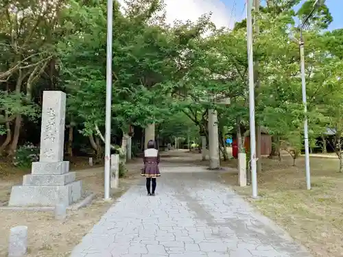 志式神社の山門