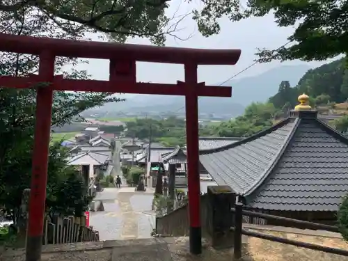 龍光寺の鳥居