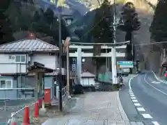 三峯神社の鳥居