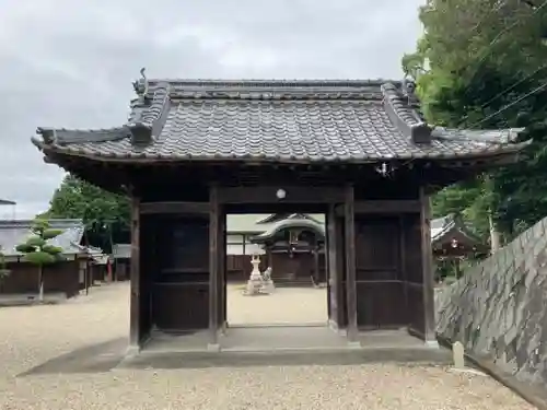 清水神社の山門